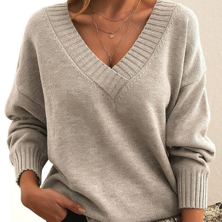 Women's Knit Sweater - Soft Wool Blend - V-neck - Relaxed Fit - Long Sleeves
