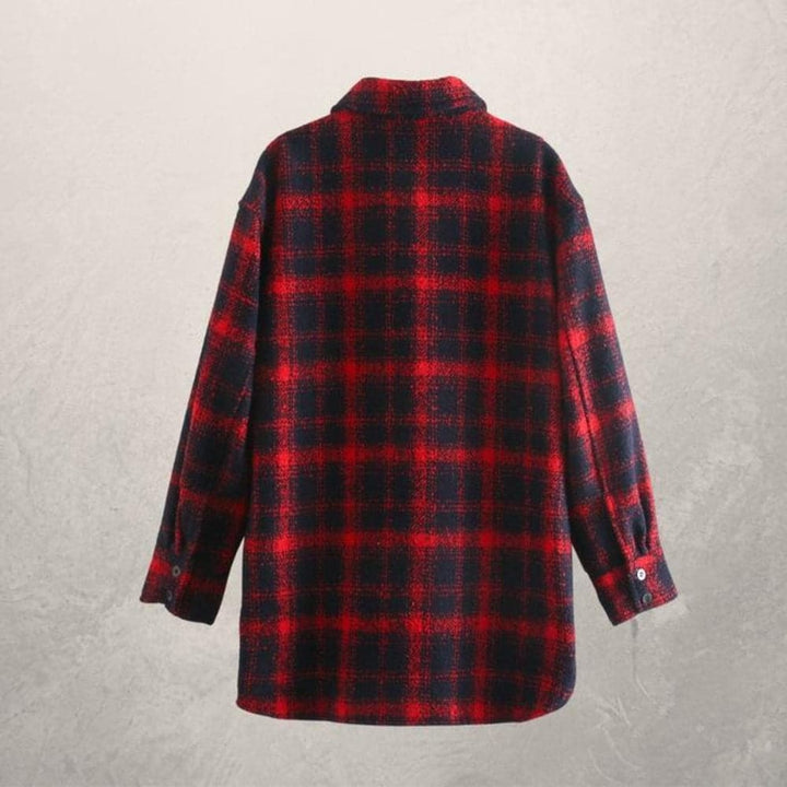 Women's Shirt Jacket - Oversized Fit - Soft and Lightweight - Button Closure and Chest Pockets