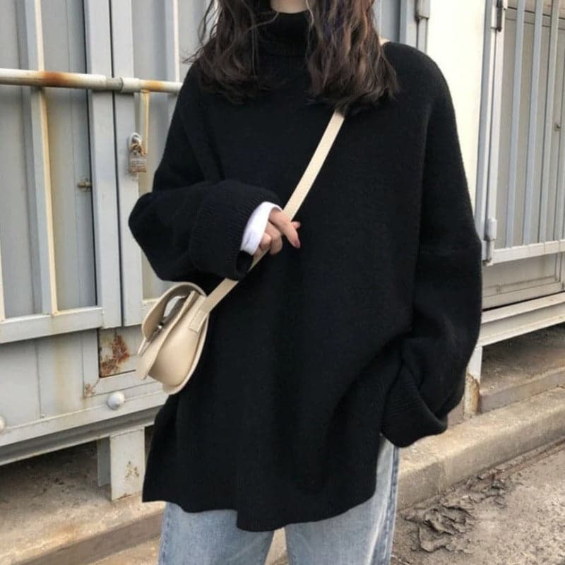 Women's Turtleneck Sweater - Oversized Fit - Soft Knit - Long Sleeves