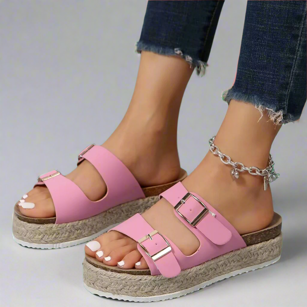 Elfriede | Sandals made of high-quality, shiny leather