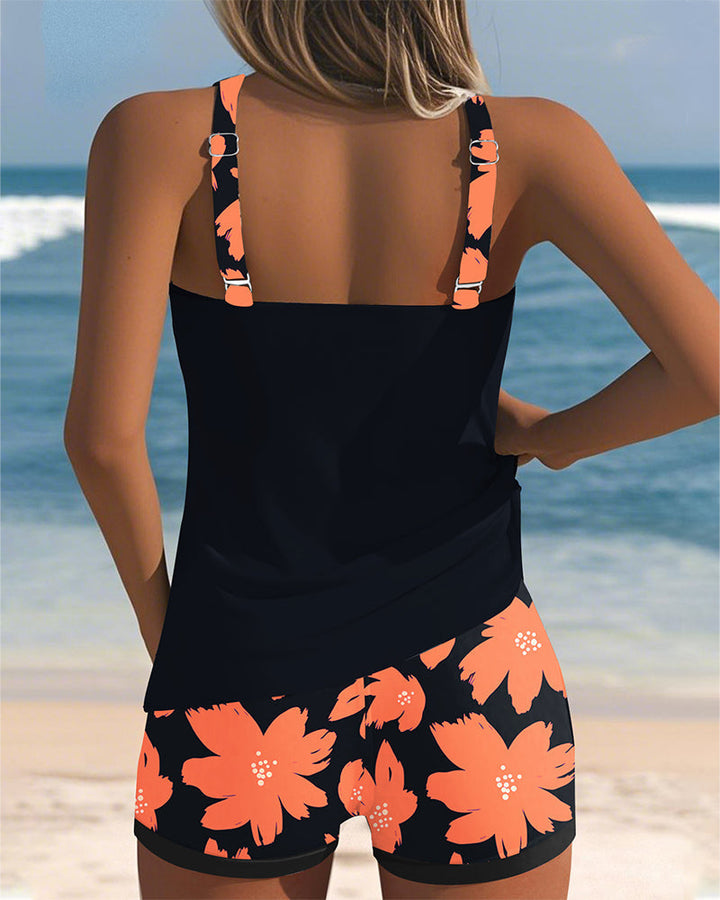 Sleeveless Tankini with U-Neck and Boxer Pattern