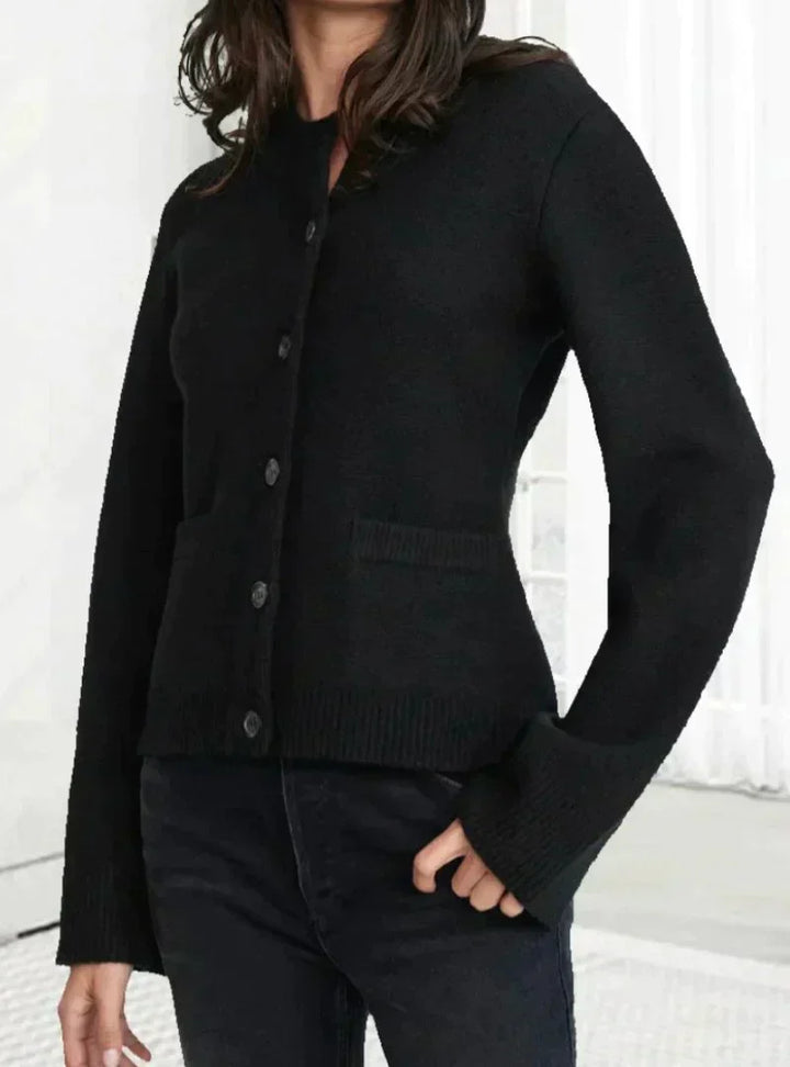 Women's Cardigan - Knitted Wool Blend - Regular Fit - Button Closure - With Front Pockets