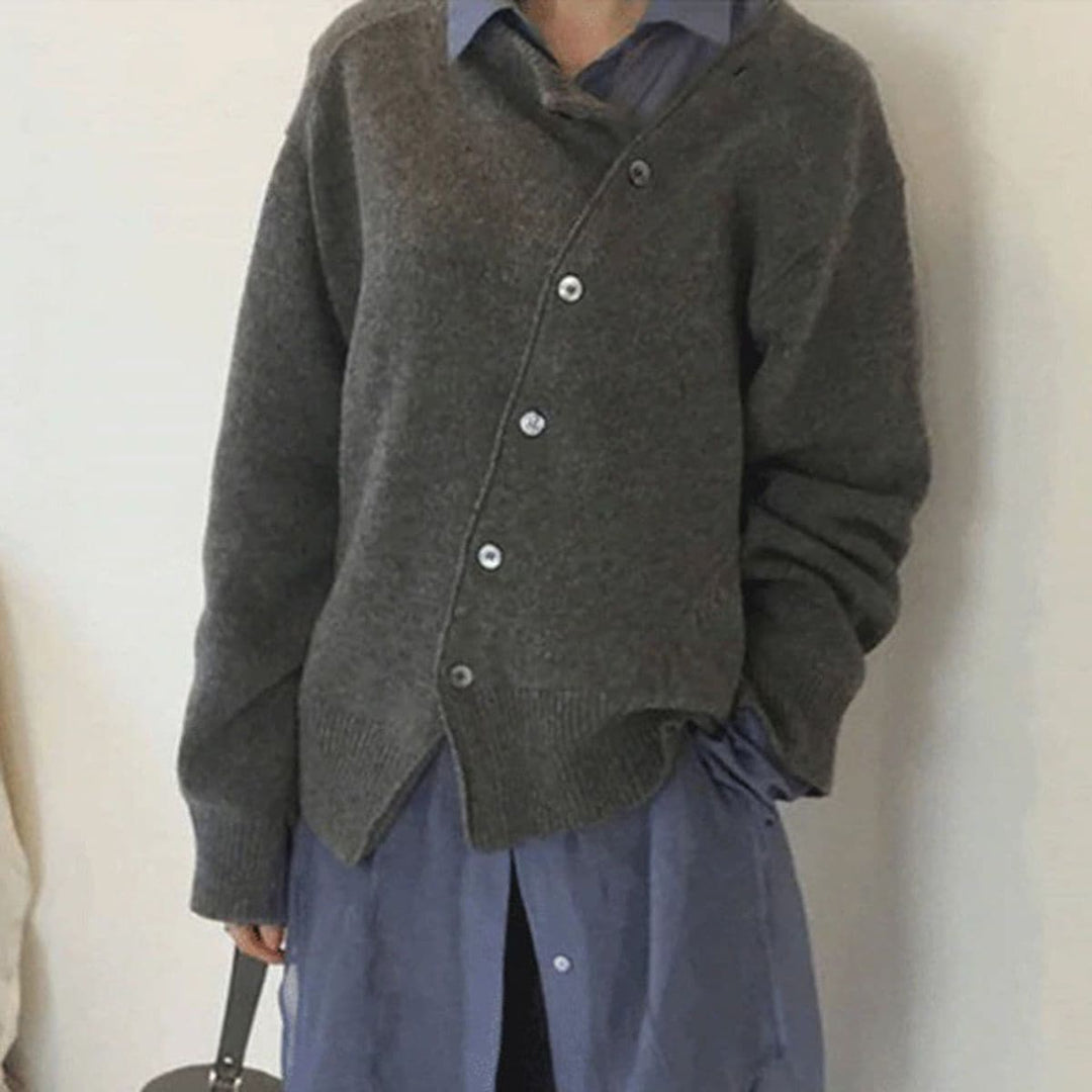 Women's Knit Sweater - Oversized Fit - Button Closure - Soft and Comfortable
