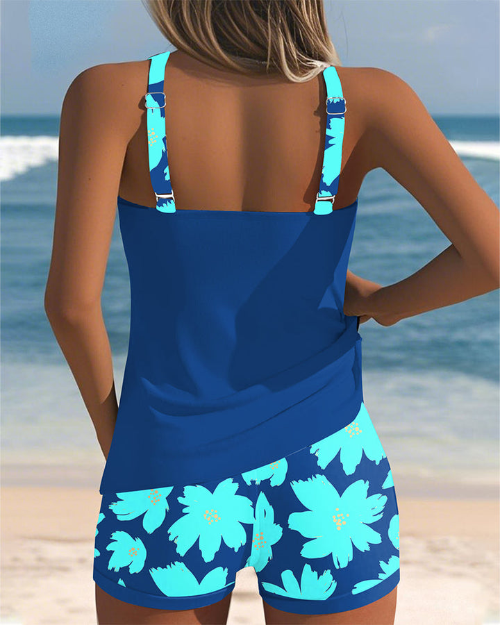 Sleeveless Tankini with U-Neck and Boxer Pattern