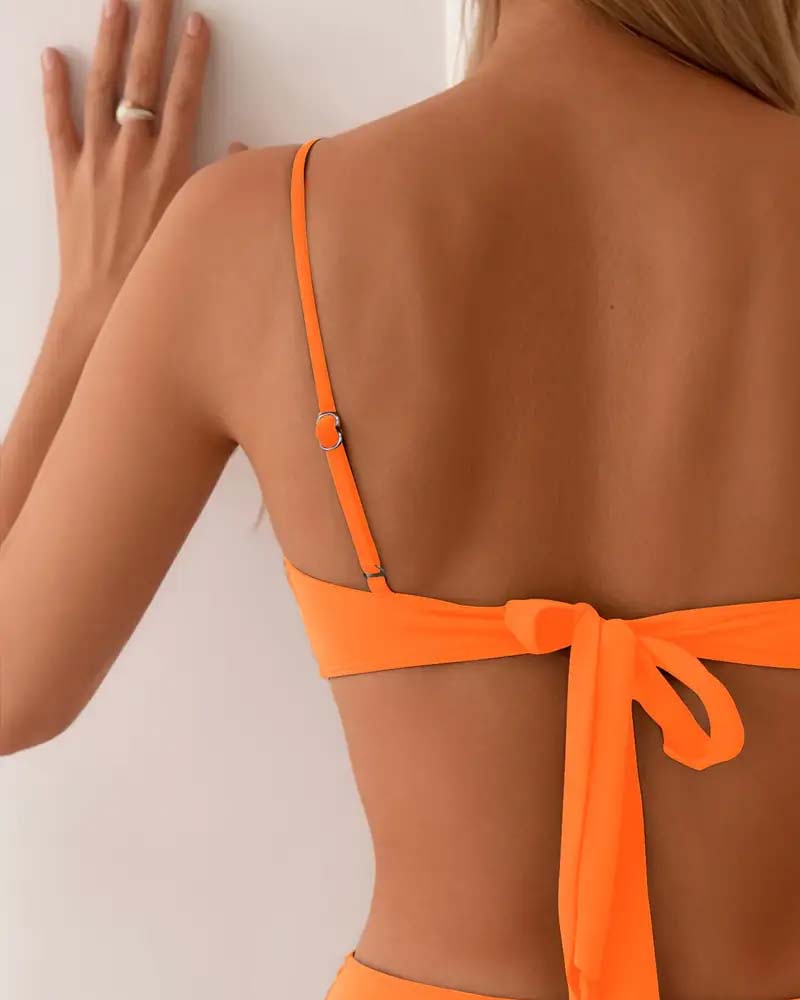 Elegant Two-Piece: Alluring Bikini