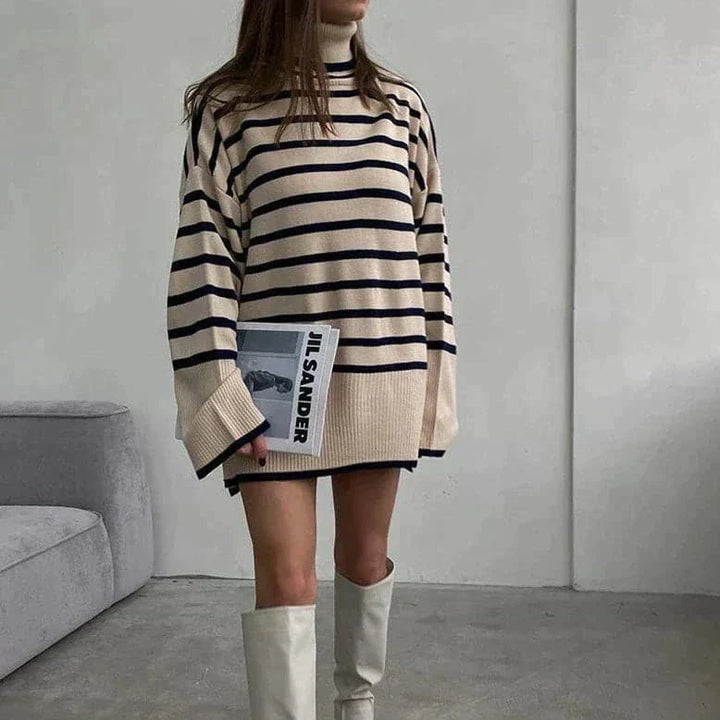 Women's Knit Sweater - Oversized Fit - Soft Turtleneck - Long-Sleeved Casual Design
