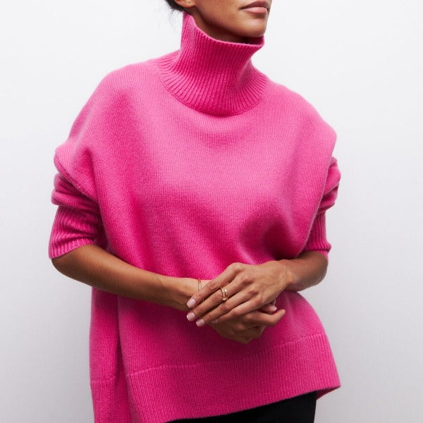 Women's Turtleneck Sweater - Oversized Fit - Soft Knit - Ribbed Edges