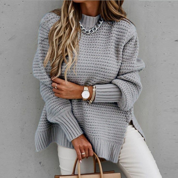 Women's Knit Sweater - Oversized Fit - Round Neck - Long Sleeves - Soft and Comfortable