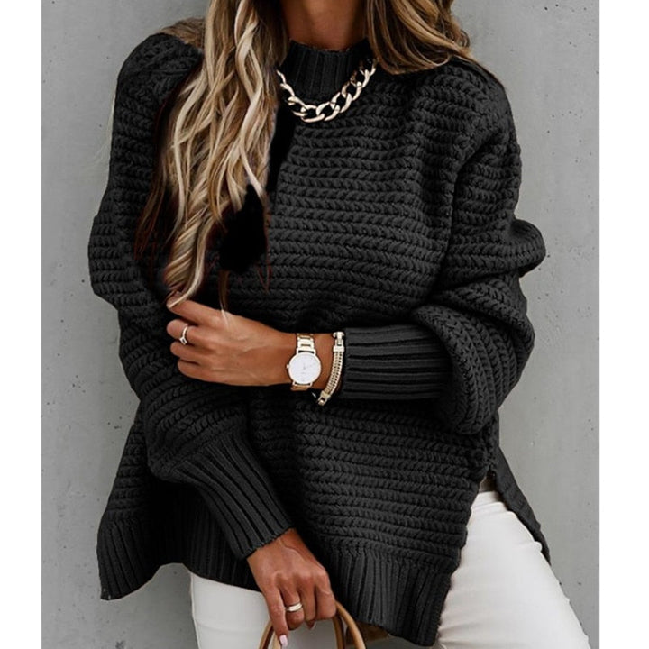 Women's Knit Sweater - Oversized Fit - Round Neck - Long Sleeves - Soft and Comfortable