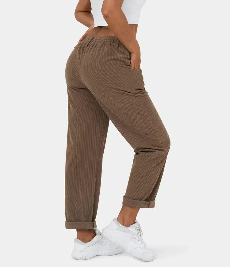 Bellamont – Fitted Relaxed Pants with Wide Leg