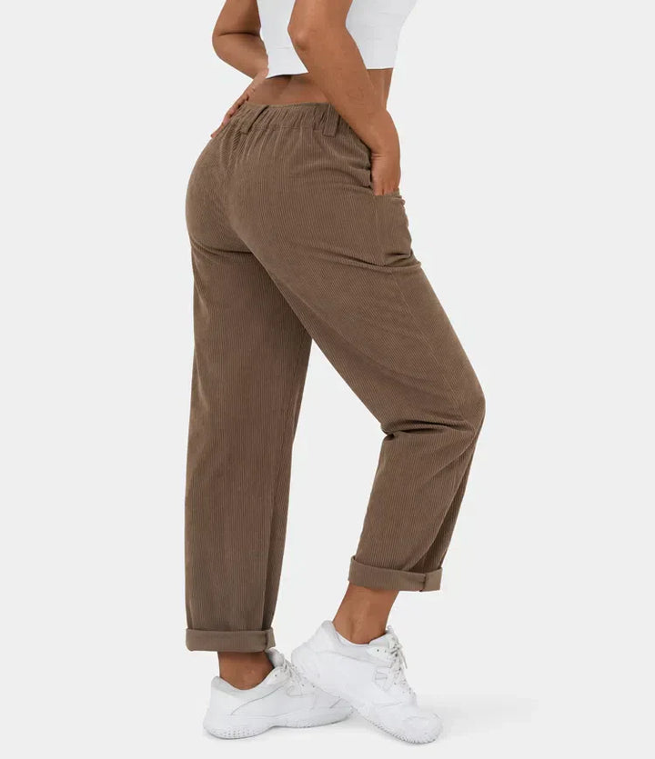 Bellamont – Fitted Relaxed Pants with Wide Leg