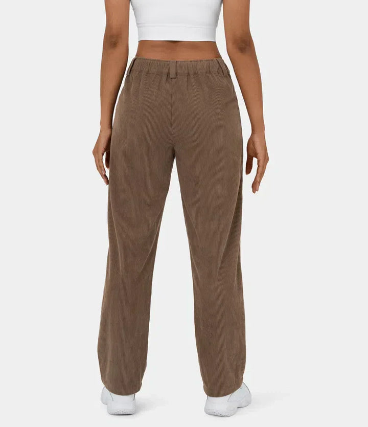 Bellamont – Fitted Relaxed Pants with Wide Leg