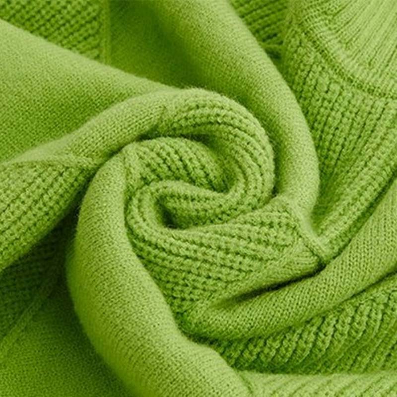 Aveline Couture Knitwear – Elegant Textured Turtleneck