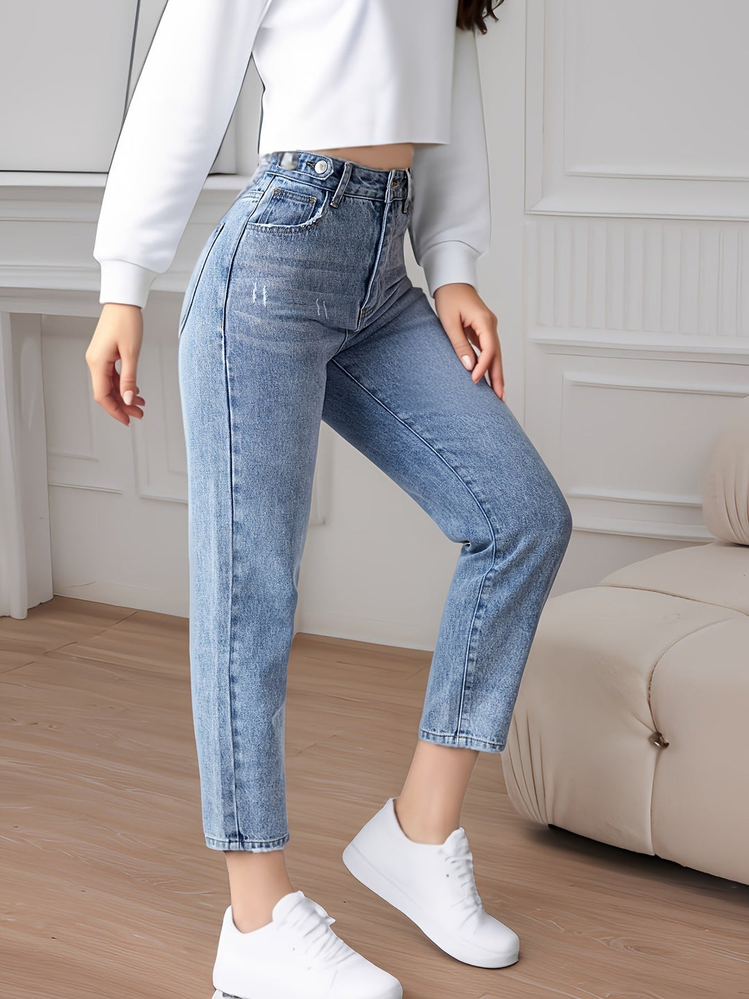 Bellamont - Solid High Waist Jeans in Washed Blue