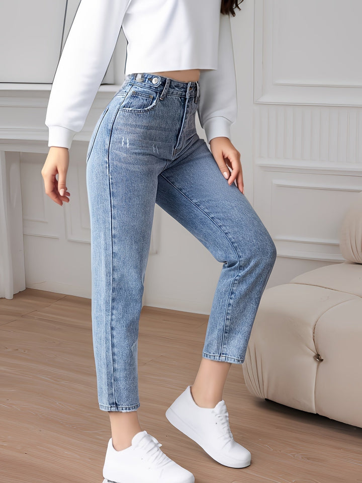 Bellamont - Solid High Waist Jeans in Washed Blue