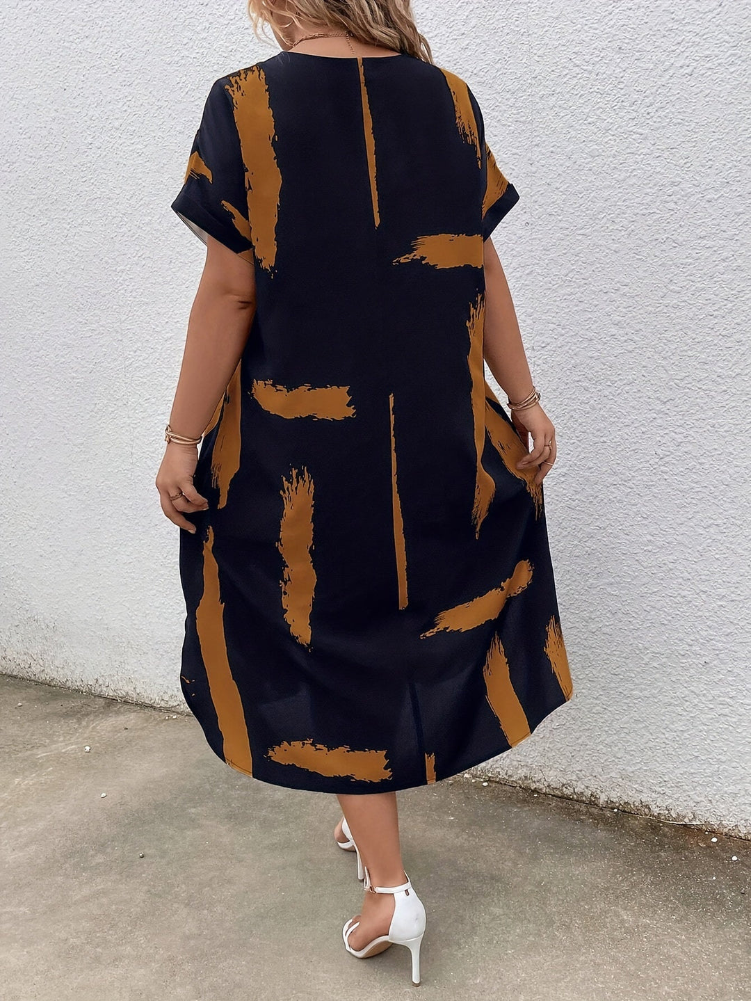 Lauren | Elegant Plus-Size Dress