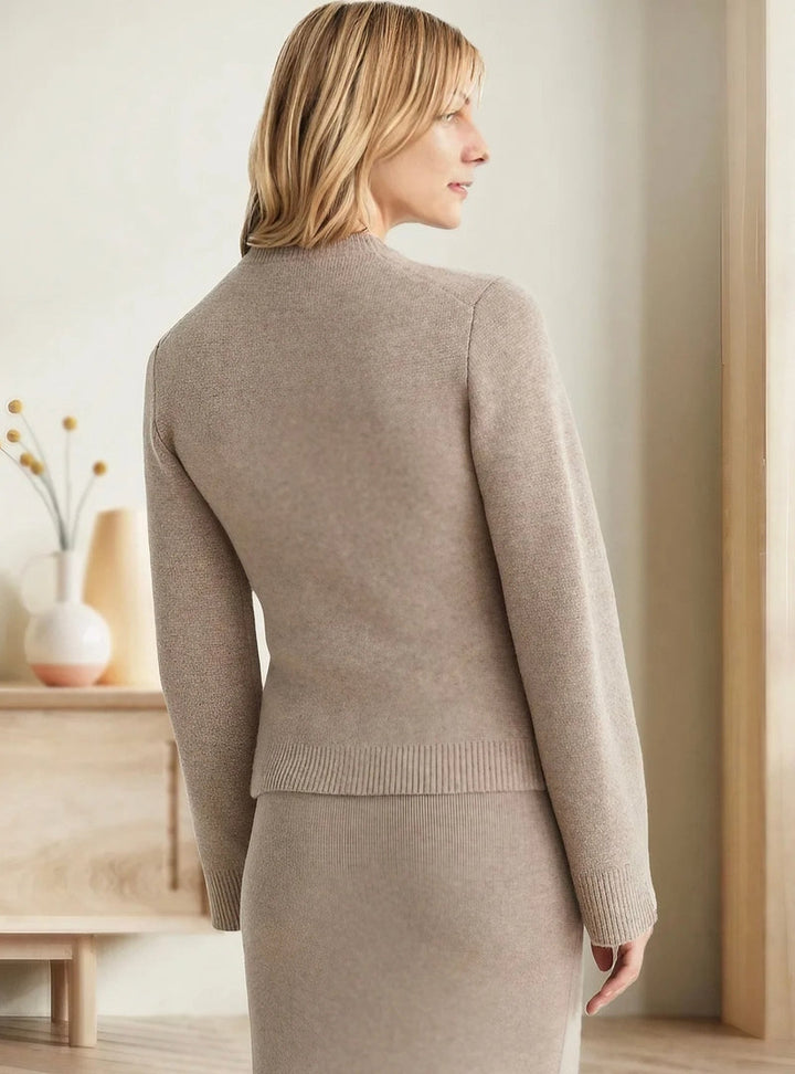Women's Knit Cardigan - Button Closure - Round Neck - Long Sleeves - Soft and Comfortable