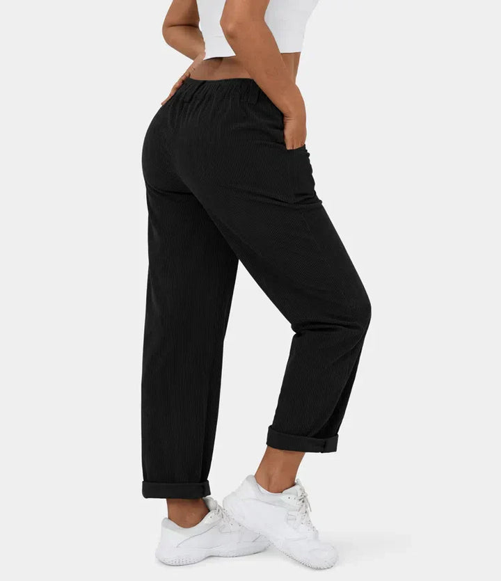 Bellamont – Fitted Relaxed Pants with Wide Leg